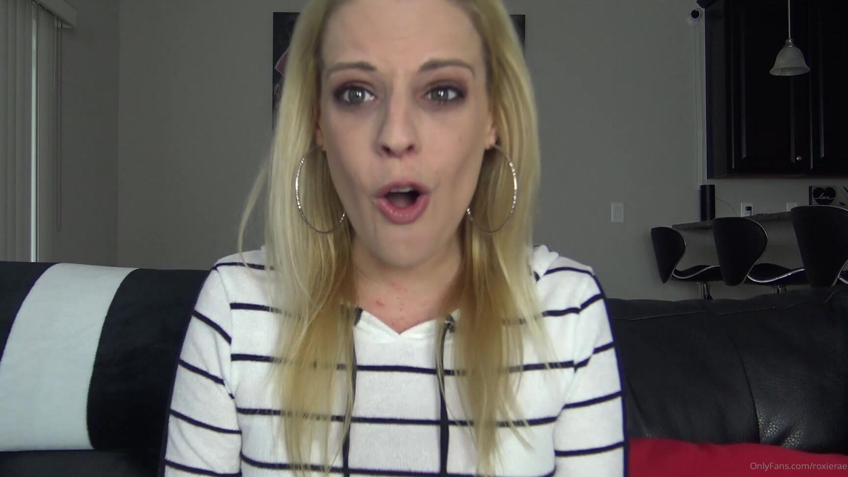 roxierae-19-11-2019-89330257-roxie-s-vore-interview-full-clip