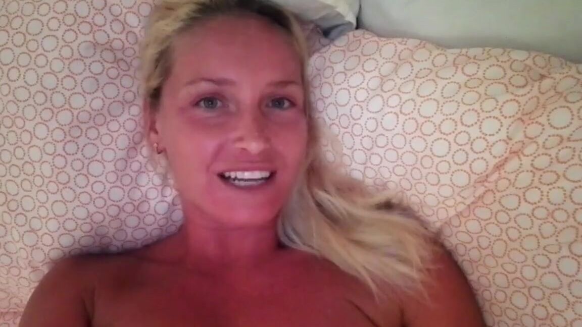 Kathianobilixx Findom 07 17 2017 Onlyfans Video Join Me In The Bed Darling Tonight Im Sharing With You The Other Fan Question I