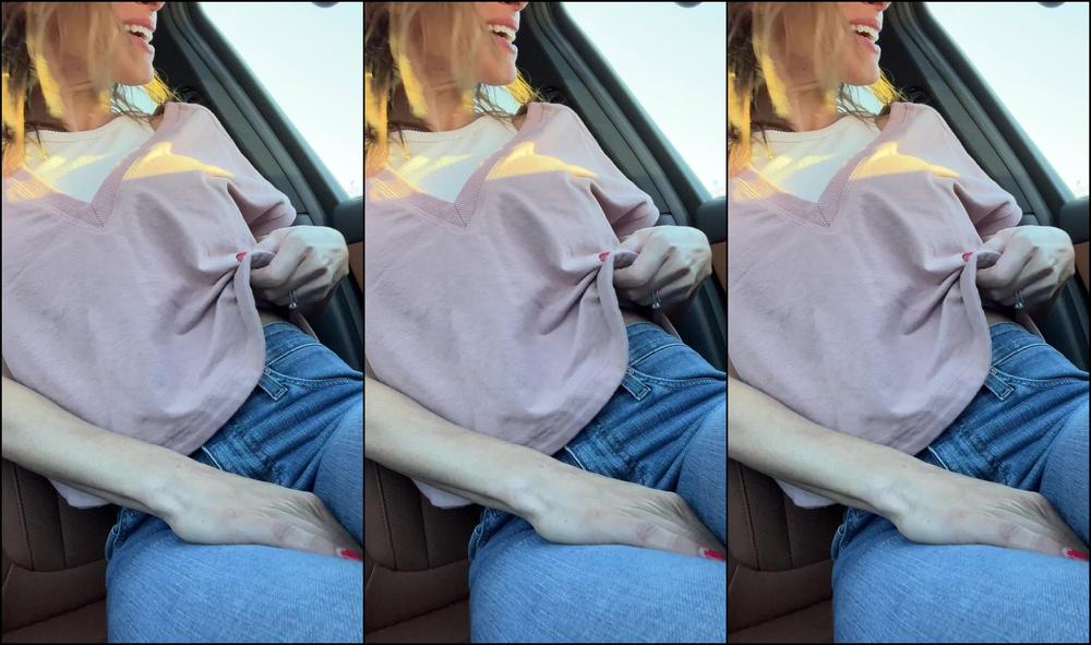 Nofacemom77Vip 2840183378 04 16 2023 May Have Got Distracted While Shopping Yesterday Message Me And I Ll Show What Kind Of Trouble