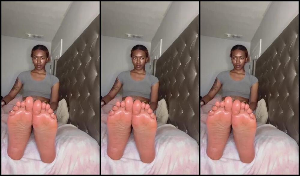 Pretty Solez Nicknamed Solezofagoddess Foot Fetish 10 05 2024 Onlyfans Video Watch Me Oil Up My Pretty Big Soles