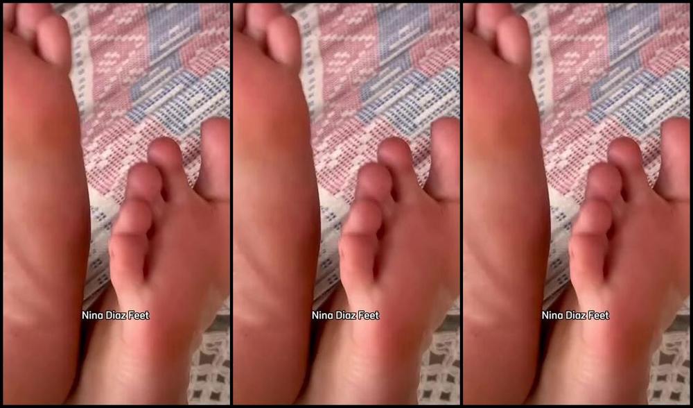 Nina S Feet Nicknamed Ninadiaz Feet Onlyfans Today I Spent The Whole Day Working With This Sneakers And I Still Worked Out All