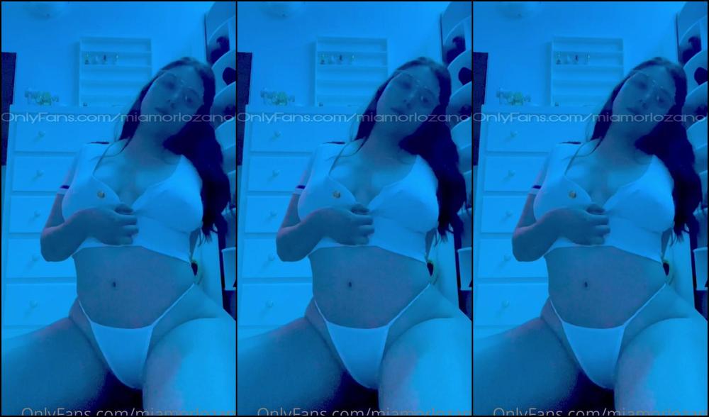 Miamorlozano 2078017719 04 09 2021 Bluegirl