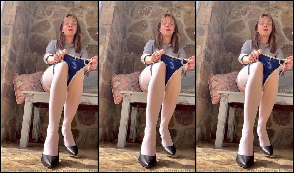 Nylonskitten Nicknamed Nylonskitten 02 07 2023 Onlyfans Video Teasing Im A Nice Neighbor Put My Panties Back On