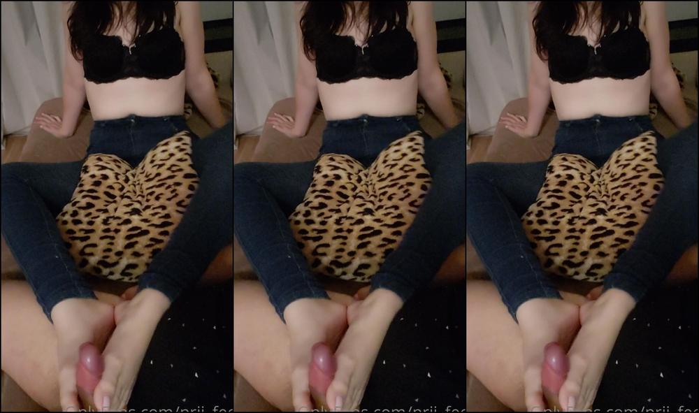 prii-feet-12-05-2020-310471886-footjob-cum-on-my-feet