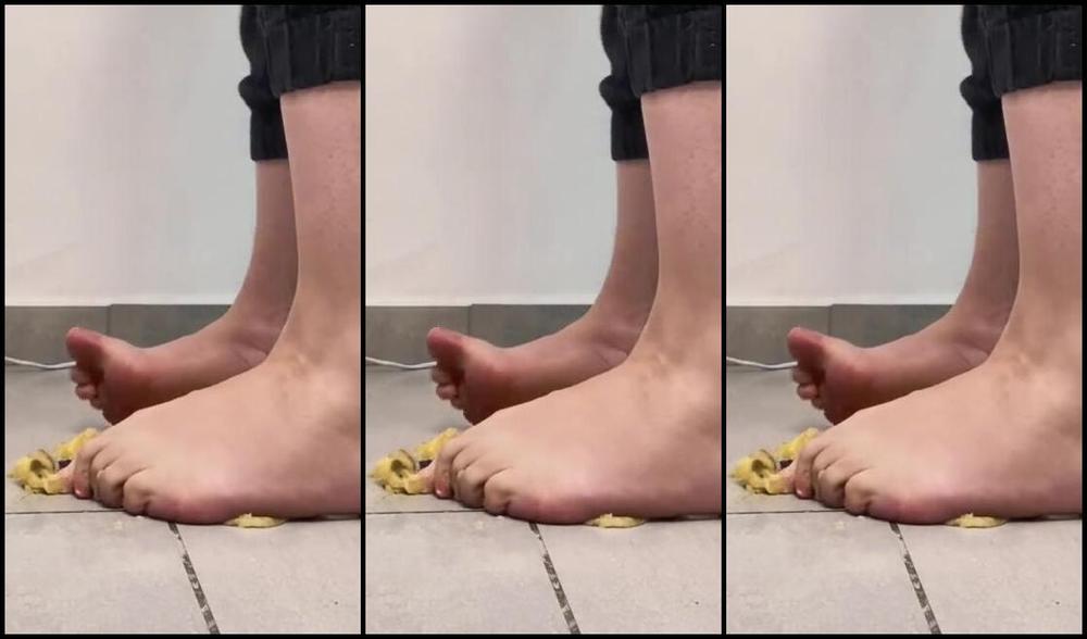 Goddess Ana Nicknamed Urfeetgirlofc Foot Fetish 05 02 2024 Onlyfans Video I Prepared Something For You To Eat Love