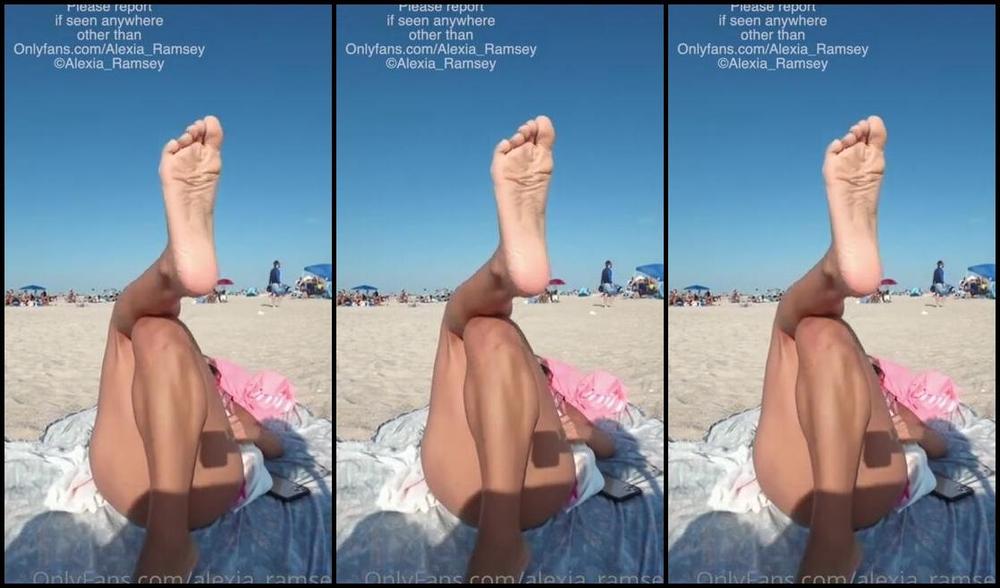 Alexia Ramsey Onlyfans A Little Public Beach Show With My Green Nail Polish How Much Do You Love My Wrinkles A Few People