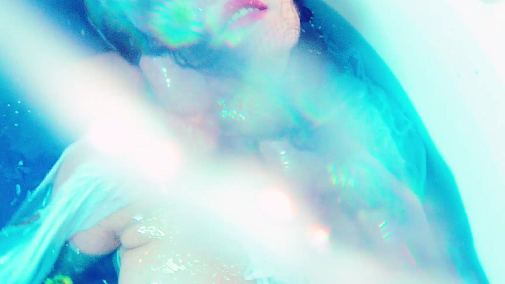 ASMR, Bathtub Fetish, Face Fetish, Orgasms, Solo Female freshie juice as above so below ethereal pleasure ManyVids