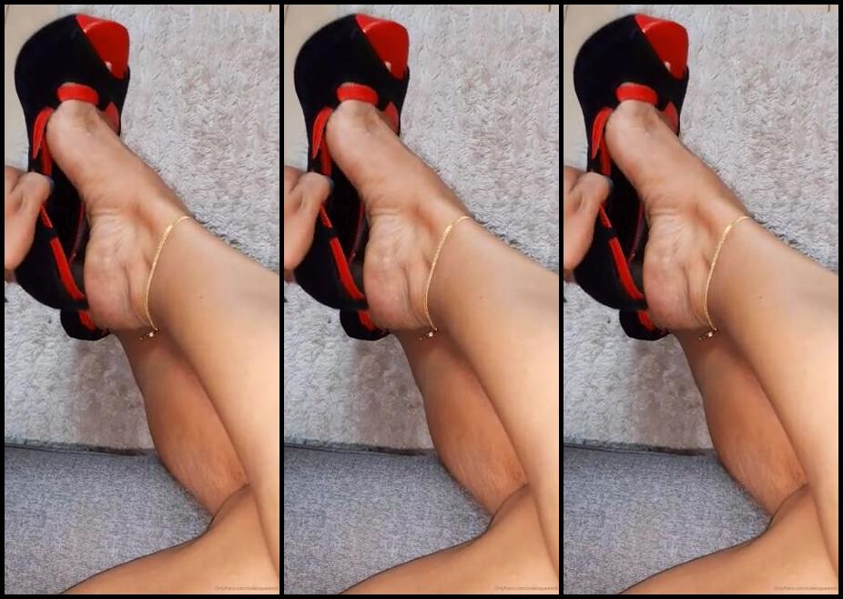 Meryann Aka Solesqueenrd Onlyfans Pleasuring One Of My Fans Danglings Heels Enjoy