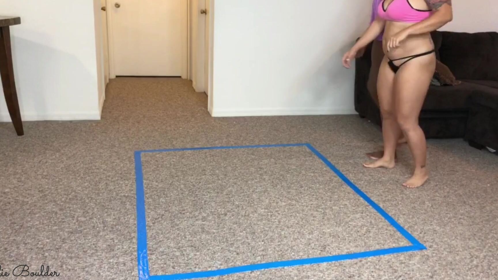 Ellieboulder G String Butt Wrestling