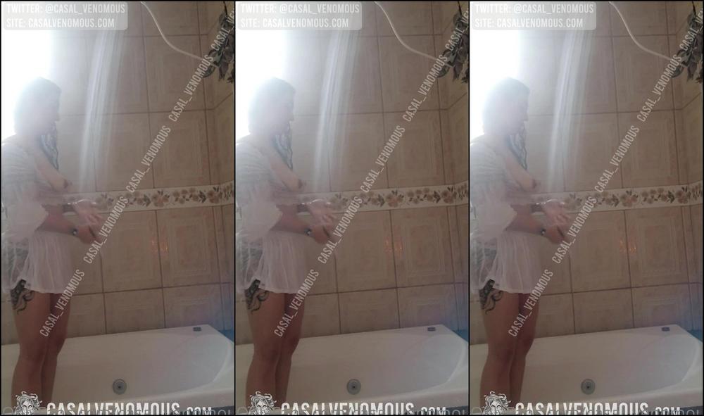 Venomouslips 2595828894 09 10 2022 Quem Vai Me Dar Banho