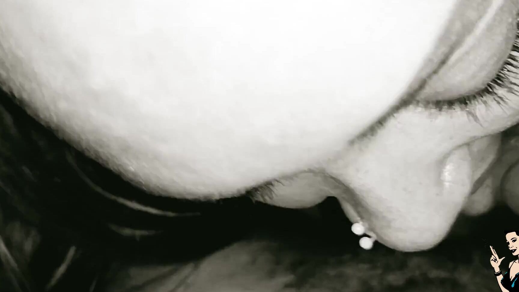 Castelvania Paty Angel Is Smoking And Giving A Blowjob To The Married Bosss Dick