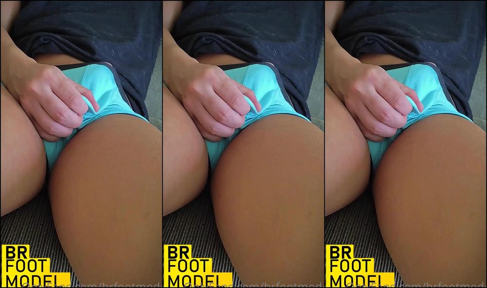 Brfootmodel 2327803407 01 12 2022 My Foot Bro Want To Relax So