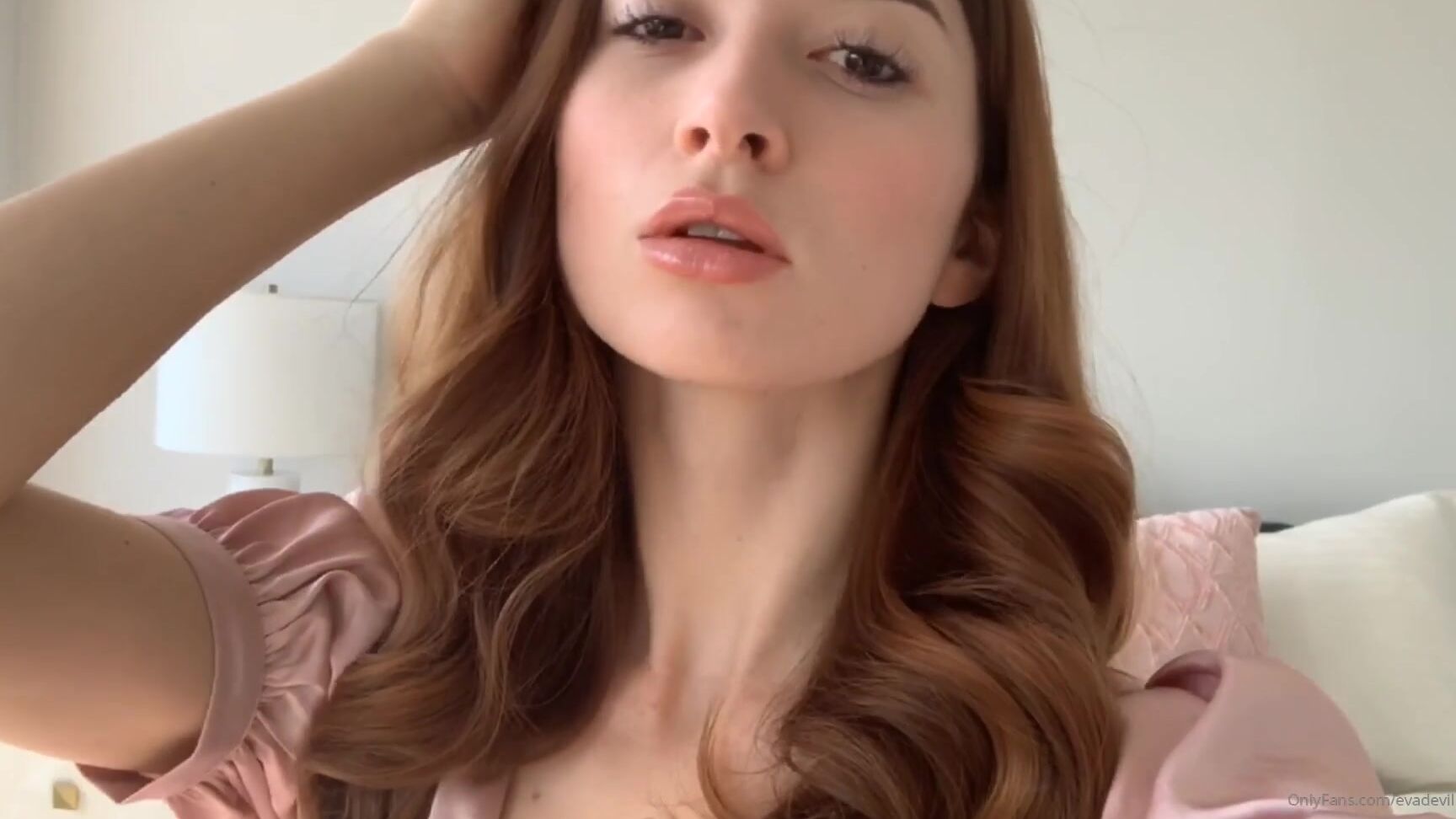 Eva De Vil Video All Slaves Who Contribute To My Pink Collectio