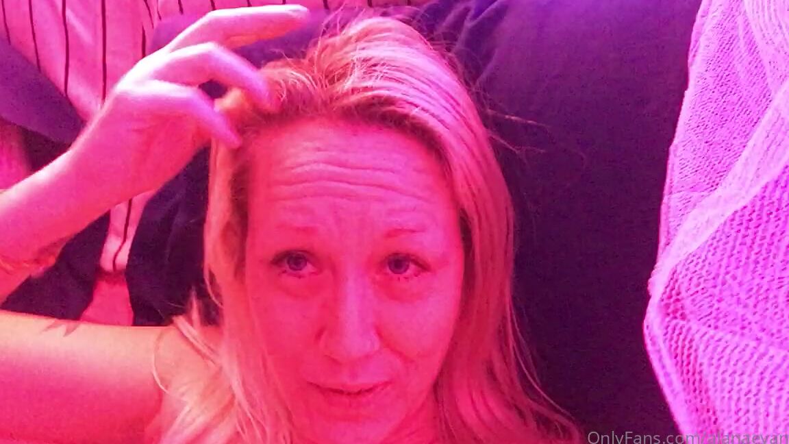 Alanaevansxxx 1019870069 10 05 2020 Climbing Into Bed Which Means I M Sharing My Bedtime Thoughts With Boobs And Pot Panties