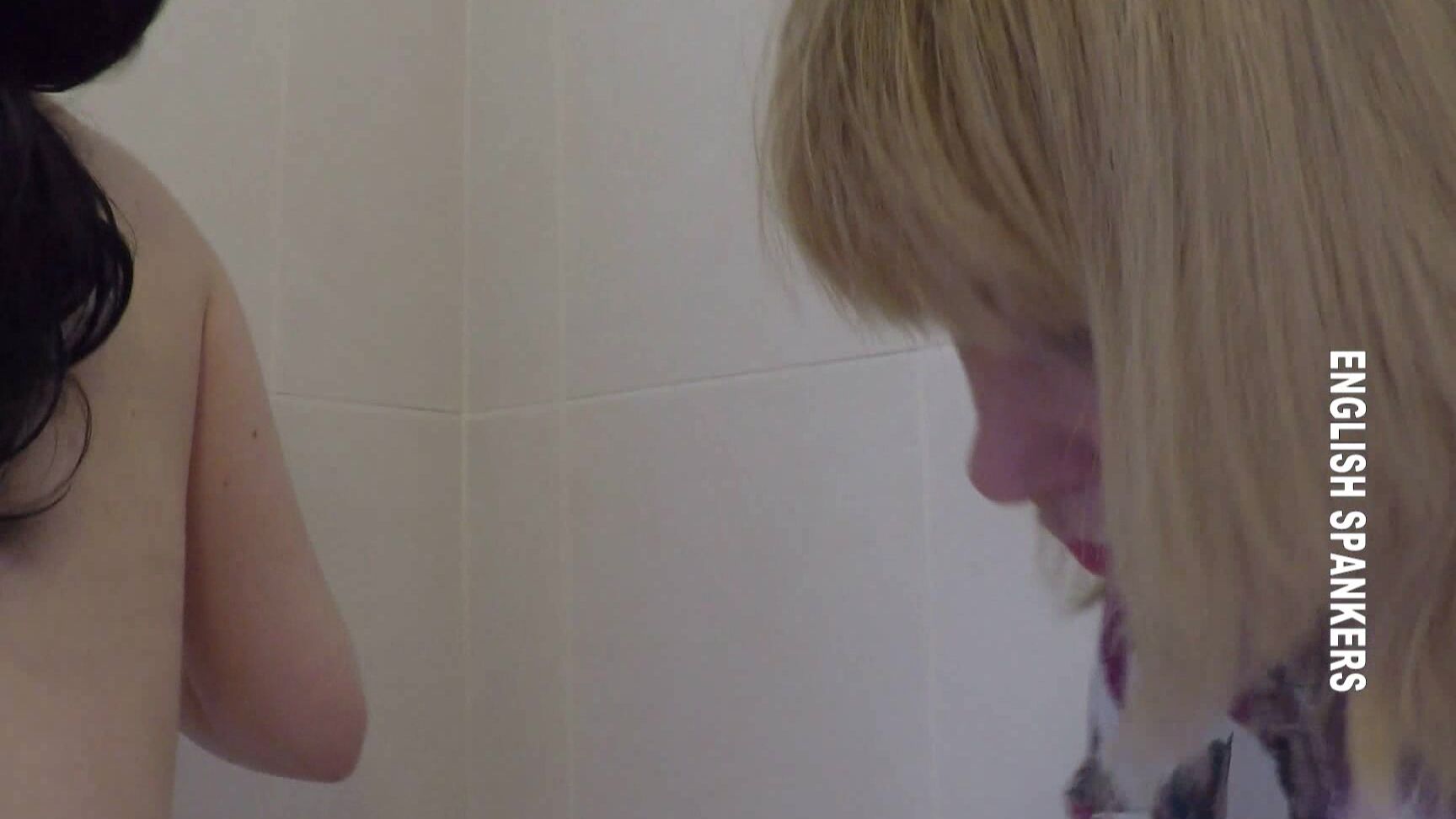 Spanking, BDSM Luna - Hand made films 4 English-spankers