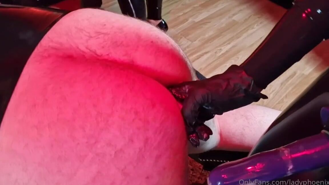 Lady Phoenix Nicknamed Ladyphoenix Ldn Onlyfans New Clip Vampire Fang Gang Bang 1 Welcome To Onlyfangsits Almost Halloween And A Trio Of Blo