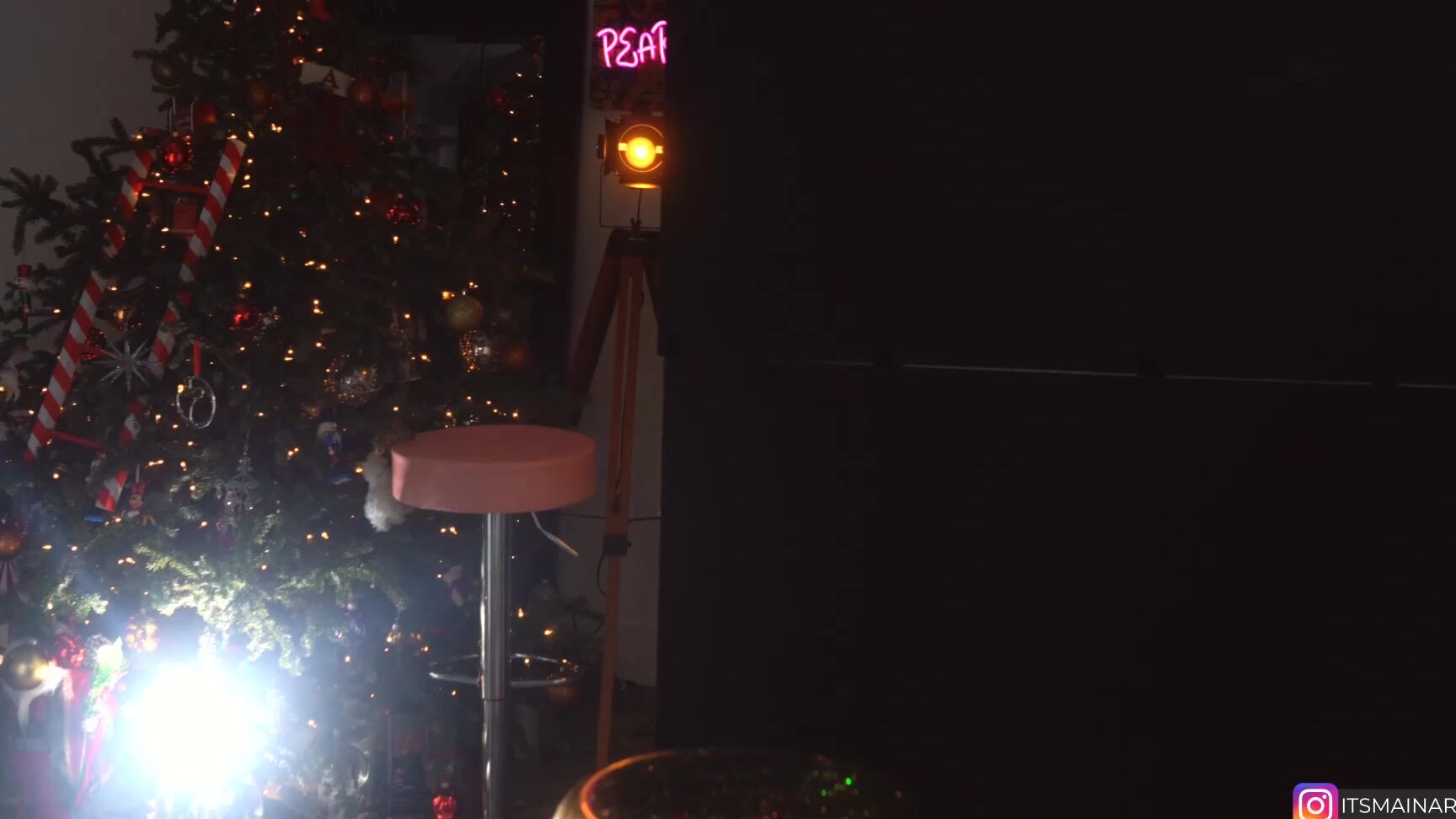 Arte Jones artejones_2023-12-30 Web Cam