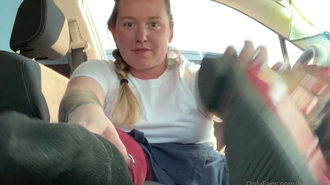 Porcelain Goddess Aka Porcelainfeets Onlyfans Car Feets