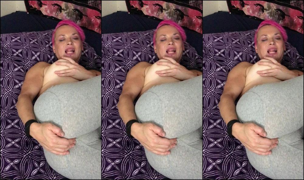 harleyrey after yoga clas Manyvids