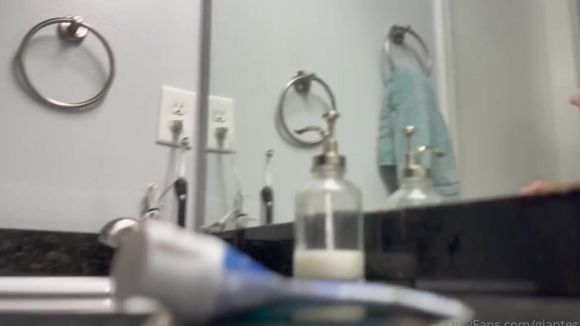 Giantess Tara Nicknamed Giantesstara 04 22 2023 Onlyfans Video Enjoy Your Pov Of Me Getting Ready For Something Fun You All Know How Tight These