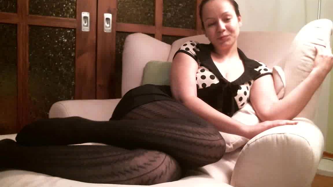 MoneyPrincessIsabella - Miss Isabella's advent calendar door 4 Clips4Sale