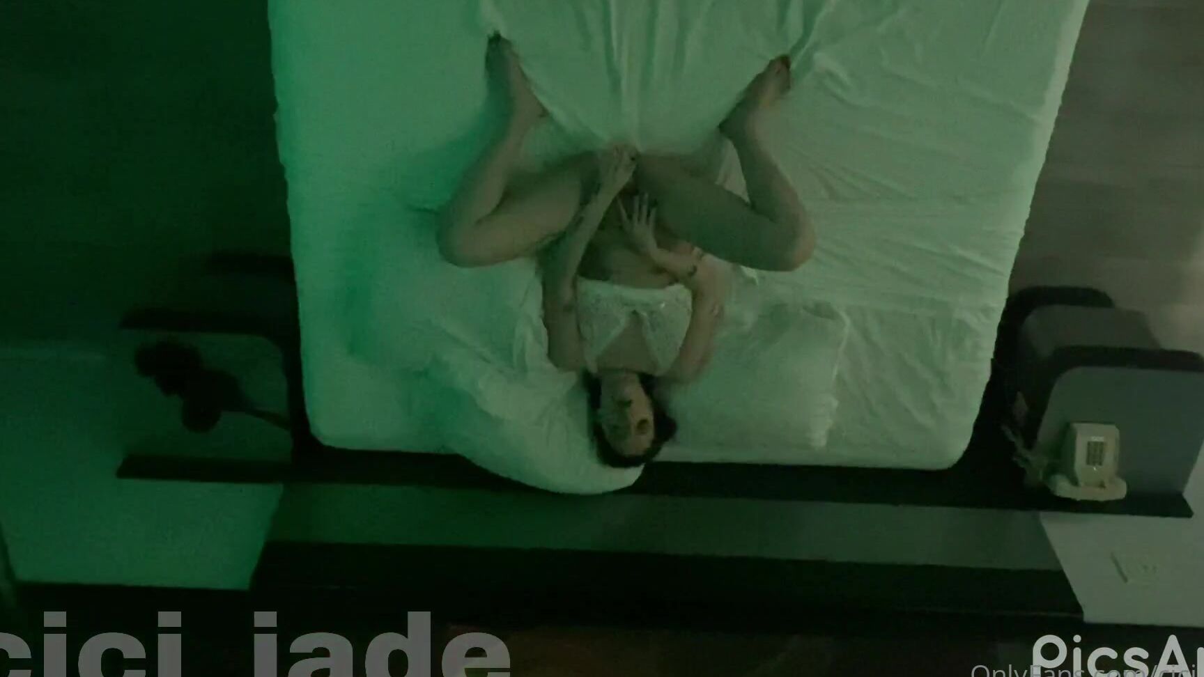 valentinejade-28-05-2020-367702702-cum-join-me-daddy