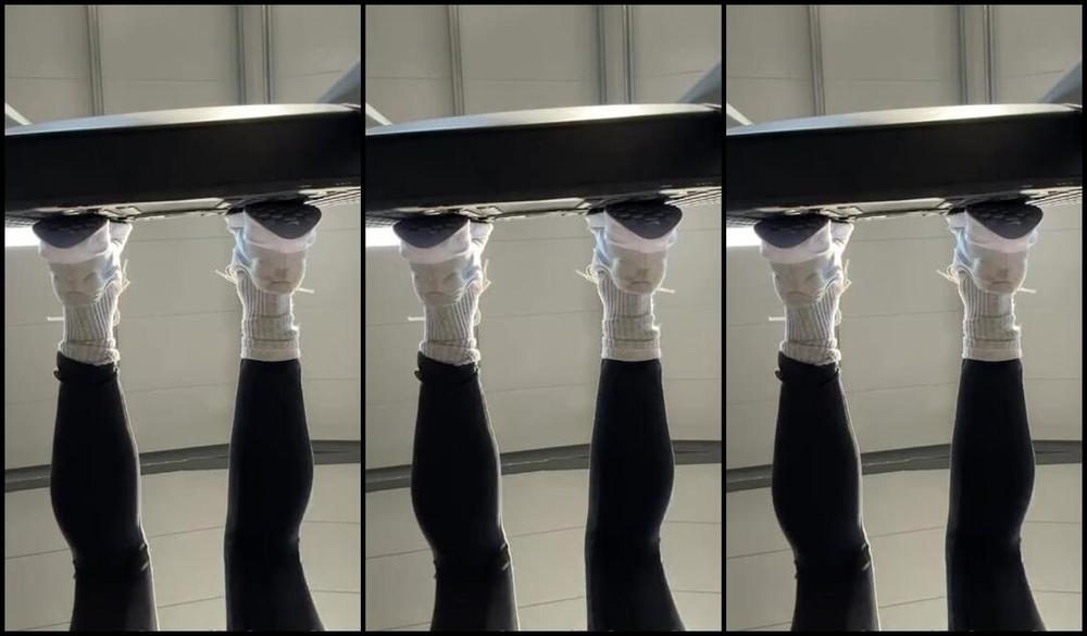 Countess Diamond Aka Countessdiamond Onlyfans Strong Legs And Sweaty Feet These Socks Will Be Soaked With Sweat By The End