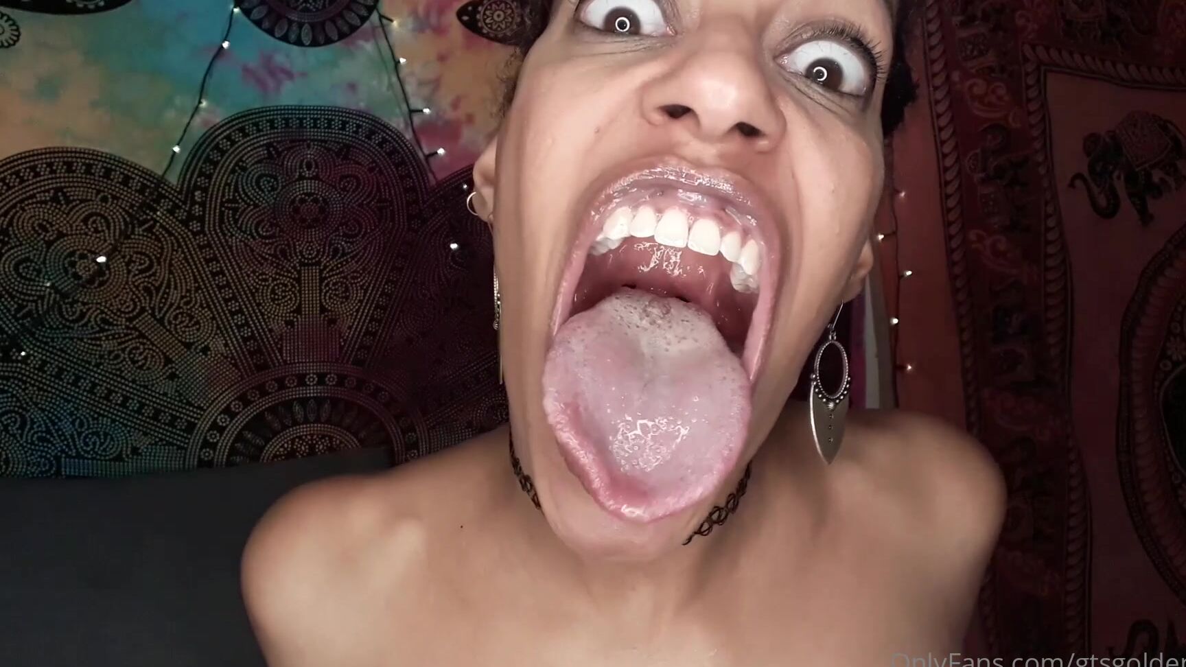 Gtsgoldenlace I Want You To Feed Me Your Cum My Big Wet Mouth Is Open My Tongue Is Wet And I M Hungry