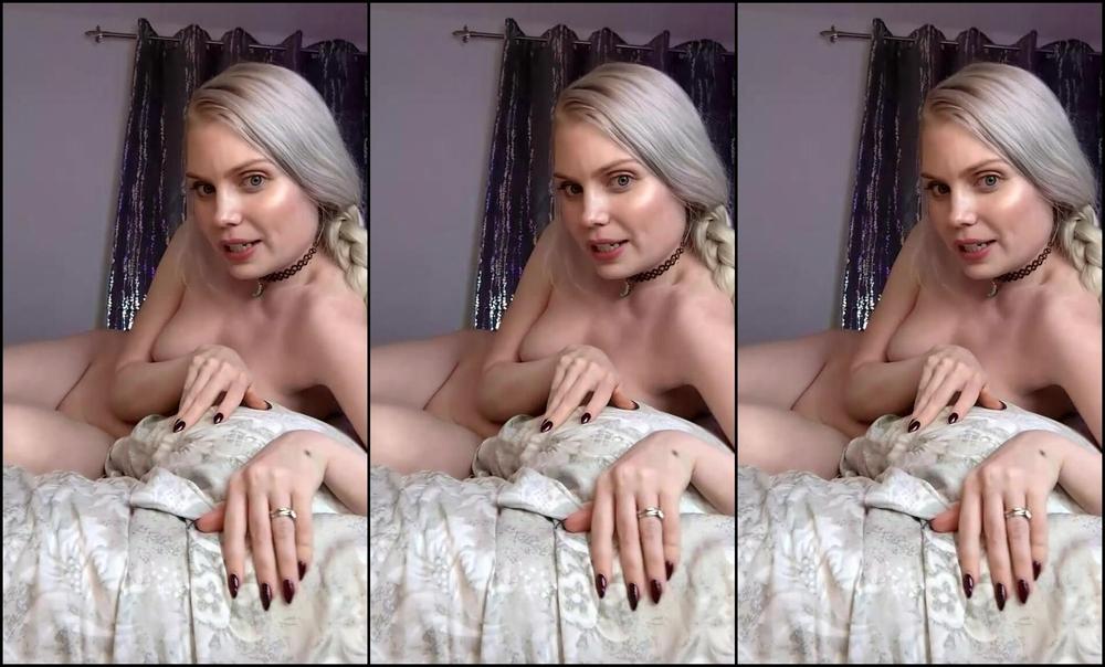 Ittybittyprettykitty Stream Started At Pm Let S Hang Out