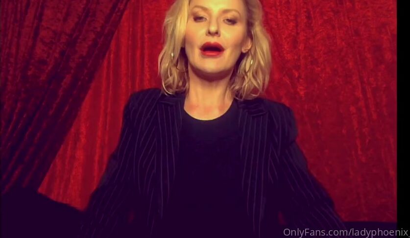 Lady Phoenix Nicknamed Ladyphoenix Ldn Onlyfans Video Mistress Monday No Days Off With This Brutal Boss Who Catches You Up To No Good During A