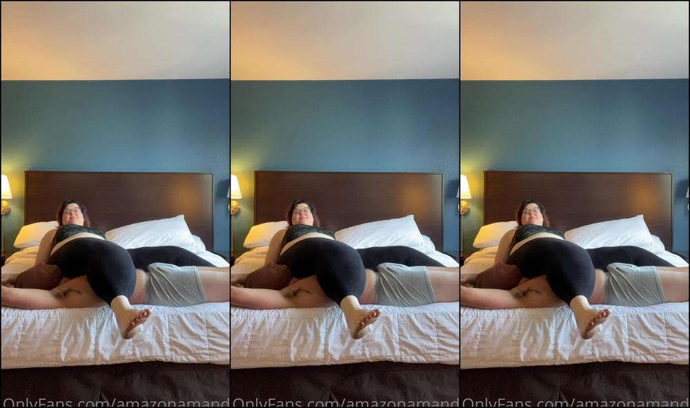 Amazonamanda While Traveling I Enlisted The Help Of A Trainer His Suggestion Squats Which Ultimat