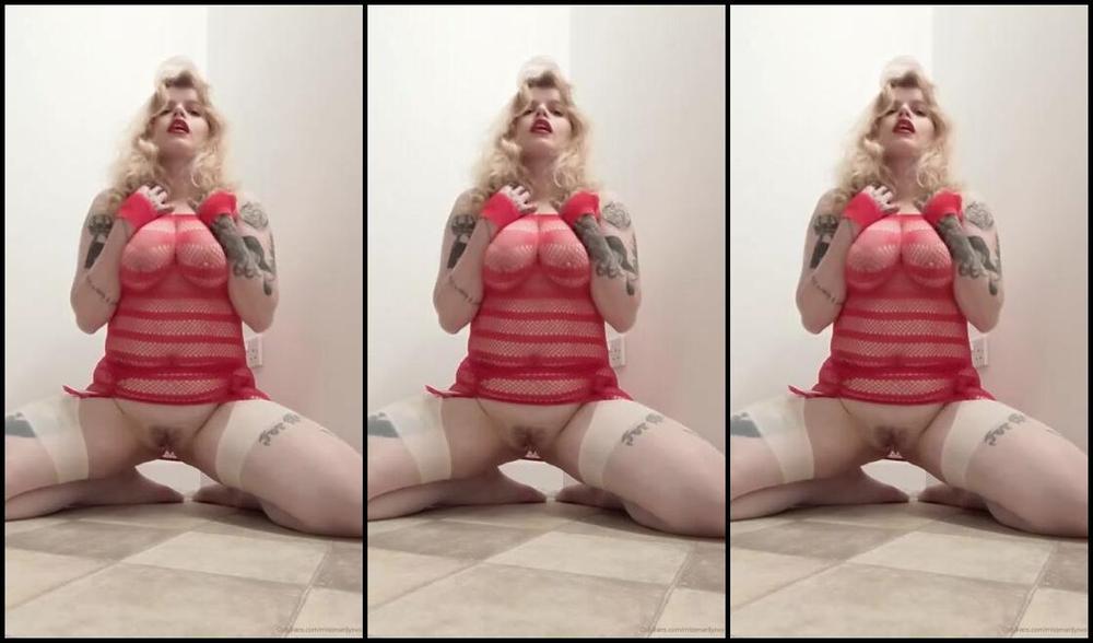 Miss Marilyn Nicknamed Missmarilynxx Onlyfans Does It Make Your Cock Twitch Looking At What Youll Never Have
