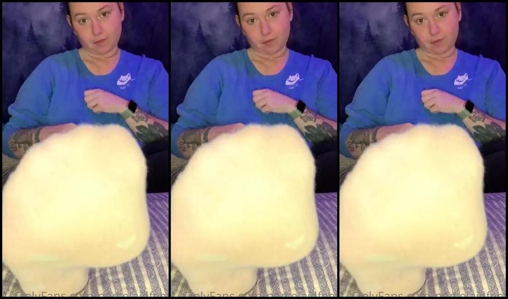 Porcelain Goddess Aka Porcelainfeets Onlyfans Hi Watch Me Take My Socks Off After My 8 Hours Work Day