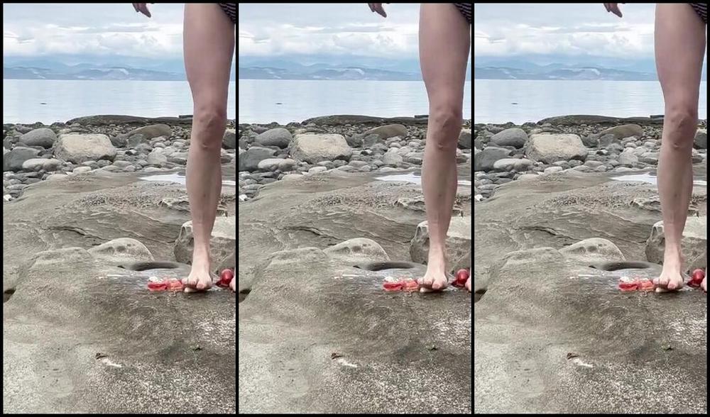 Goddesssevera Onlyfans Thinking Of You Would You Like To Play With Me On This Deserted Island