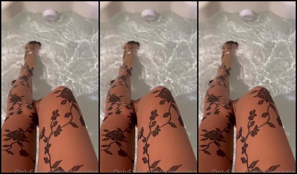 Nylonskitten Nicknamed Nylonskitten 09 10 2022 Onlyfans Video Wetlook Relaxation Time Had To Get My Nylons Wet One Way Or Another
