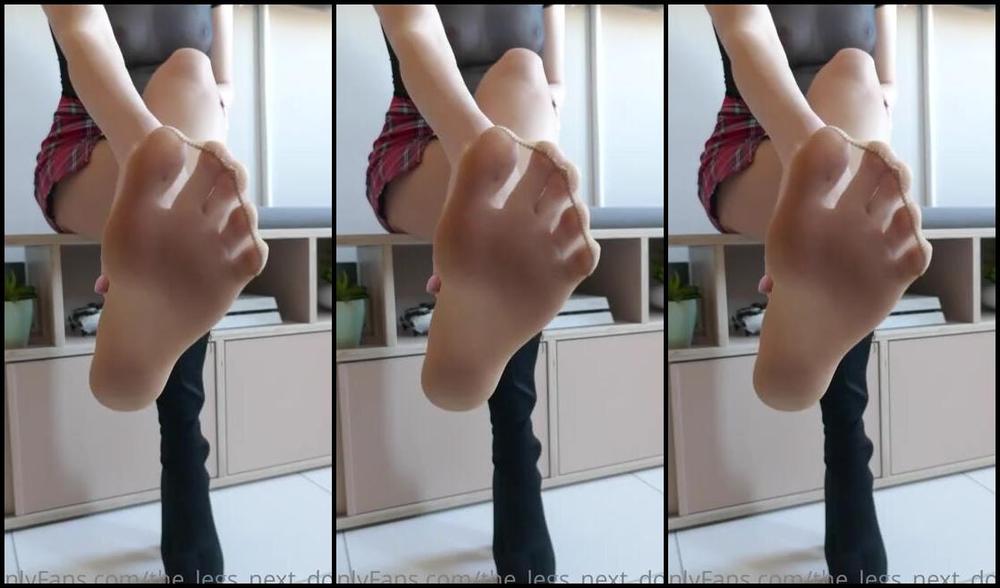 The Legs Next Door Nicknamed The Legs Next Door Onlyfans Boot Removal Pictures Are All Well And Good But You Really Need To See An Event As Sexy As This