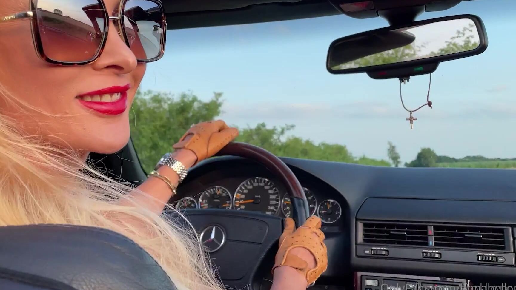 Annabellement Lady In Red Driving My Sl Into The Sunset In Red Dress Nylons High Heels Leather