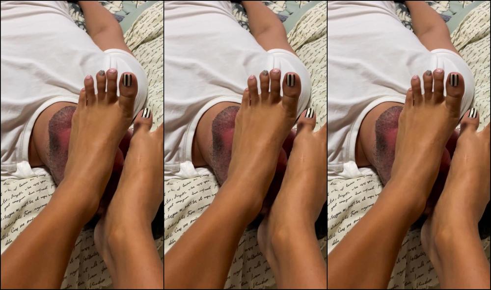 Princess Enola I Ve Decided I Feel Like Playing With You Before Going To Bed Toy Come Over Here And Beg