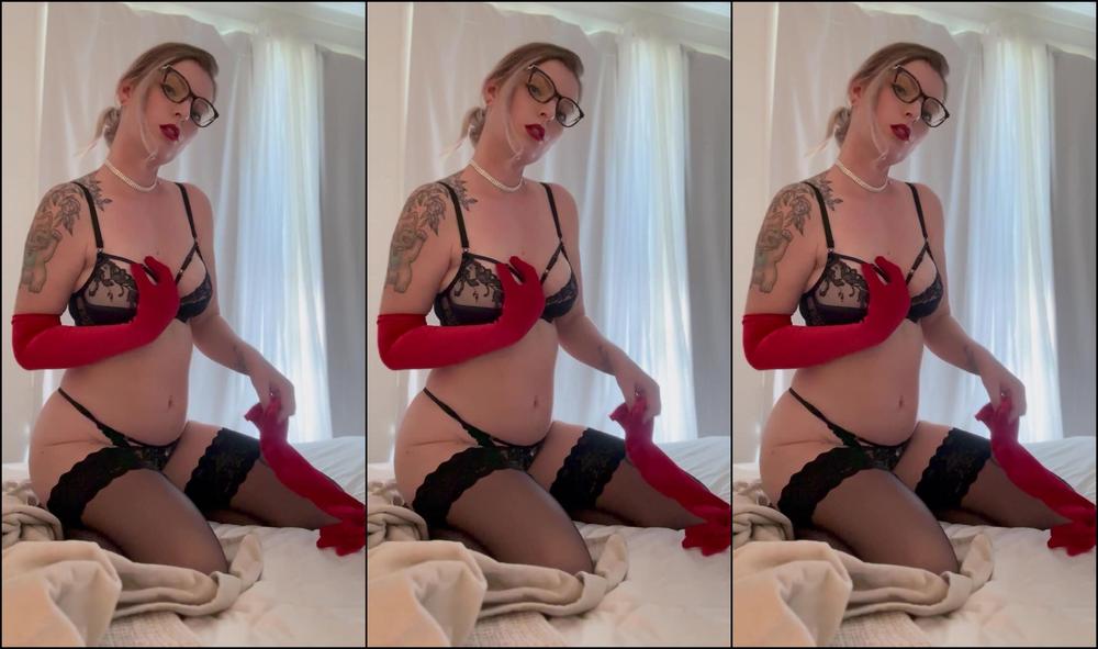 Scarlett Thorne 3327242849 05 29 2024 Red And Black