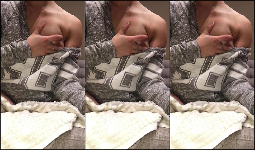 Maelangleysoryu Hehe Minutes Of My Cute Titties Lucky Youuuuu