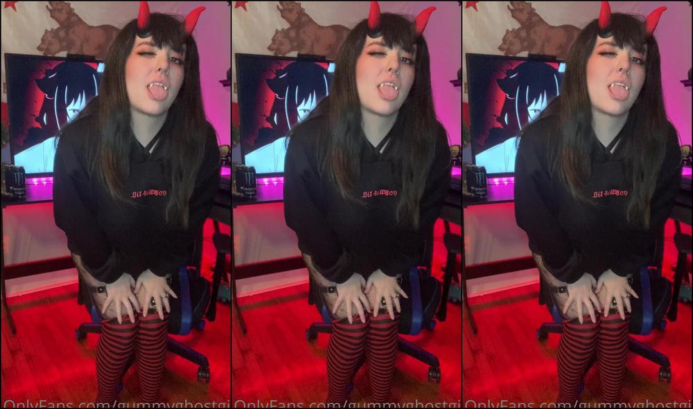 Gummyghostgirl 2020 11 29 1350749892 What If I Was Your Sleep Paralysis Demon