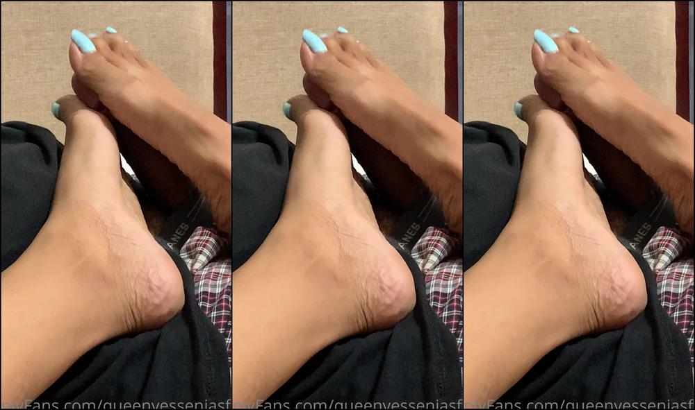 Queenyesseniasfeet Rub Lotion On My Feet The Creamier The Better