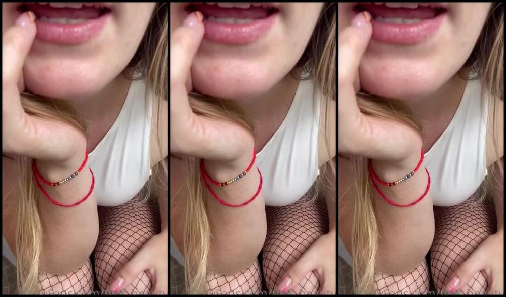 Feet Beautyx Nicknamed Feet Beautyx 07 21 2022 Onlyfans Video Mistress Is Seducing You With Her Big Thighs And Maybe A Cheeky Fj