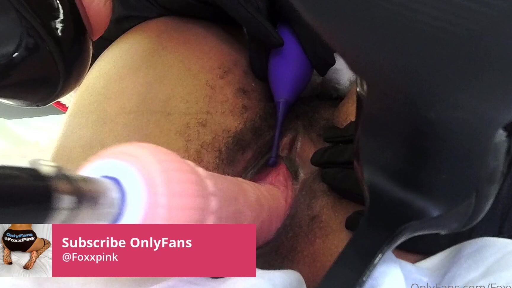 Foxxpink Mrs Claus Sucking Masturbating Squirting All At The Same Time A Christmas Miracle