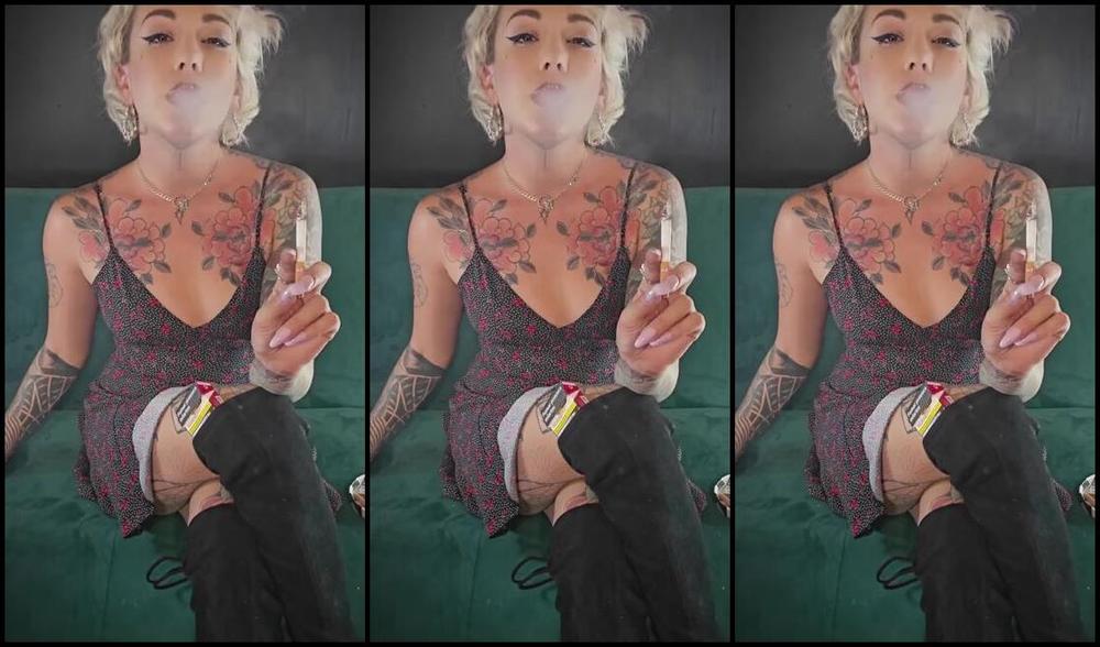 Queen Kinkerbell Nicknamed Kinkerbell23 Onlyfans Its Been An Incredibly Hard Week And Im So Glad The Weekend Is Here I Can