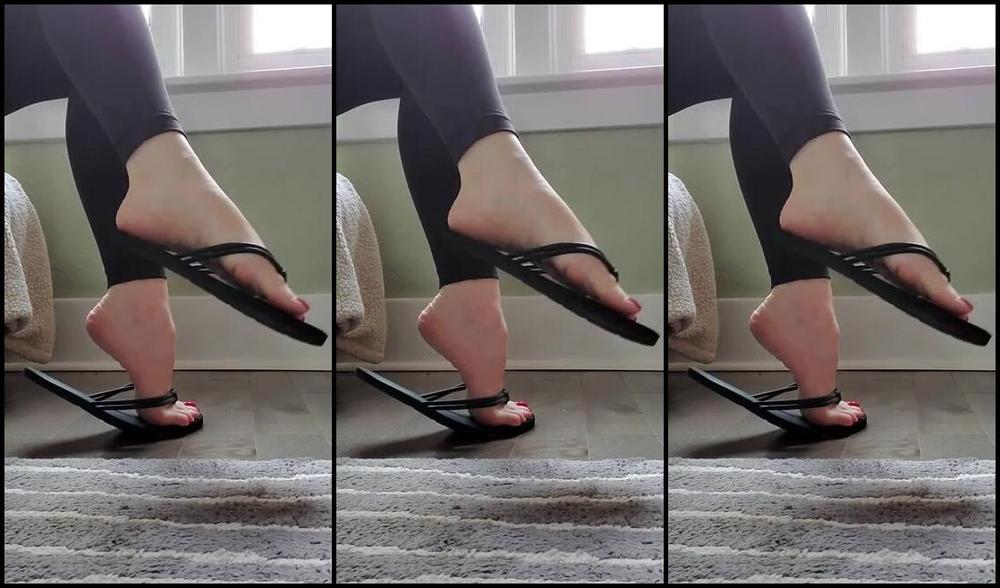 Sloans Paws Nicknamed Sloan Paws 01 13 2020 Onlyfans Video A Little Dangle Anyone