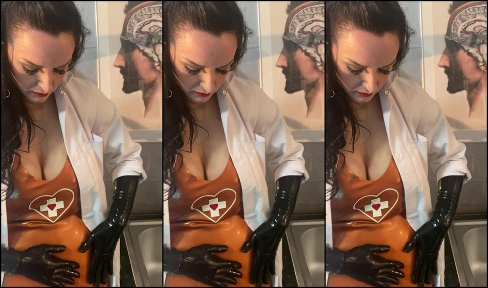 Vivienne Lamour Latex Glove Tease In The Medical Suite