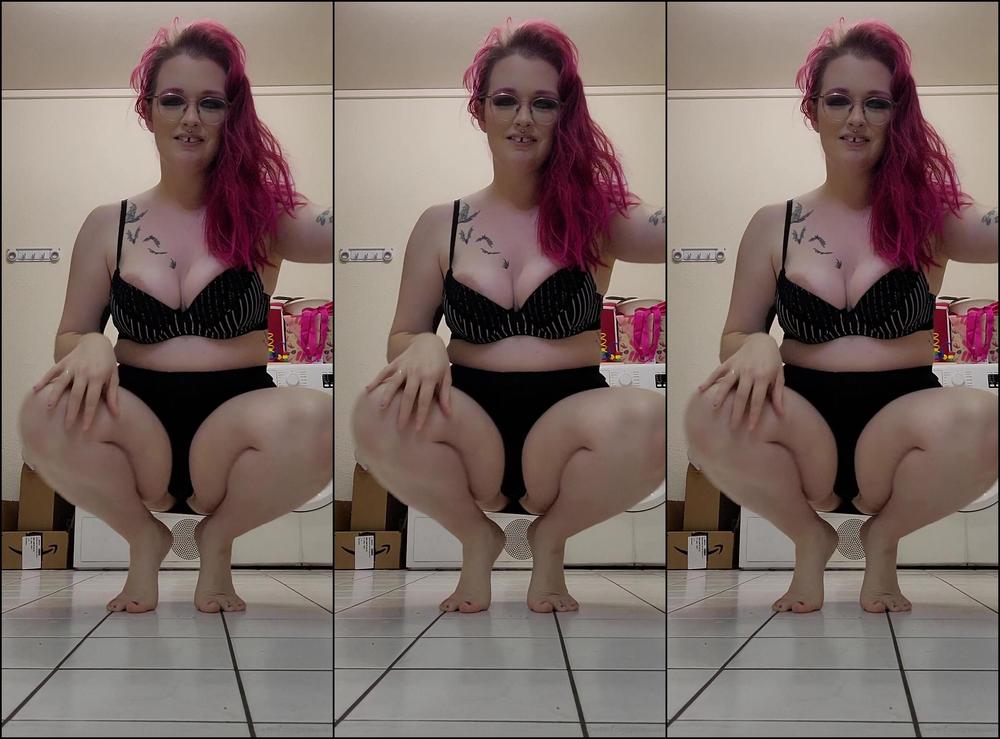 Giantessclips Pleasing Step Mom Starring Strawberrie Strawberrie Wine For More Strawberrie Visit Ht