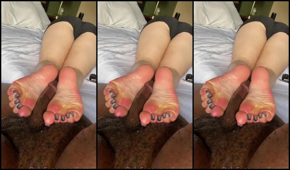 Officialfootgod216 Nicknamed Footville Onlyfans Chick I Met At Ohio State Gave Me A Solejob Nice Cumshot At The End