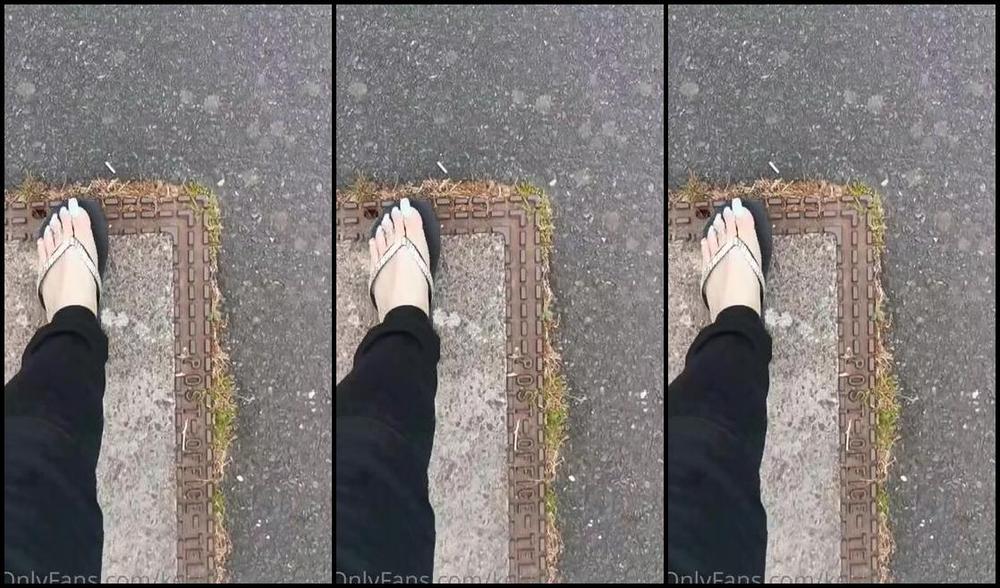 Ktp Nicknamed Keepthemprettyx Foot Fetish 06 09 2022 Onlyfans Video Todays Installment Of Walking The Dog Im Looking After Atm Shall I Do One Of These